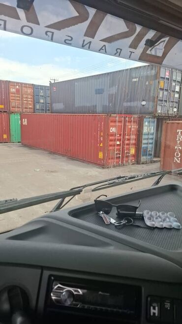 продаётся салон красоты: Продается морской контейнер стандартного размера. 20/40/45 сатылат