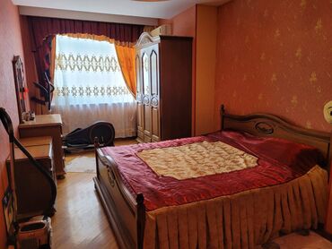 Yeni tikili: 3 otaqlı, Yeni tikili, m. Xalqlar Dostluğu, 120 kv. m — 2