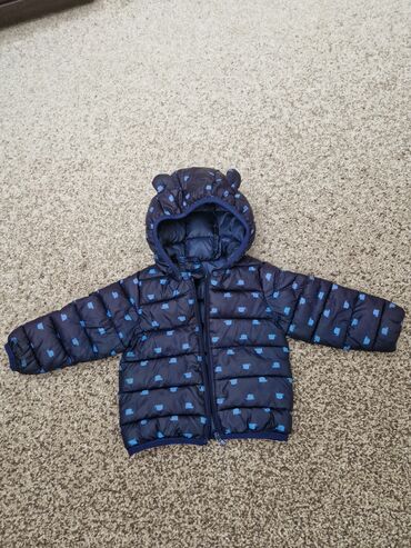 детская курточка на малыша: Продаю теплую курточку сост.идеальное,растовка 100