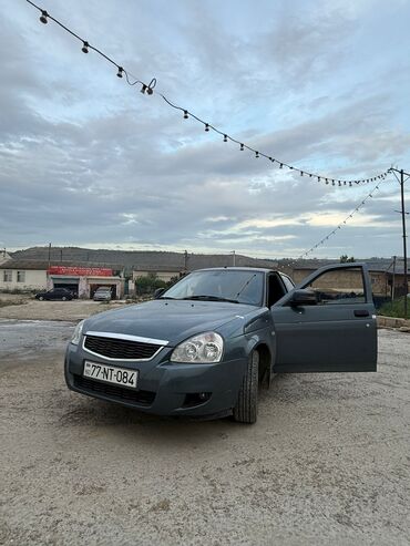 VAZ (LADA): LADA Priora sedan - Kuzov: 4 qapılı sedan, tünd-boz rəng - Mühərrik — 6