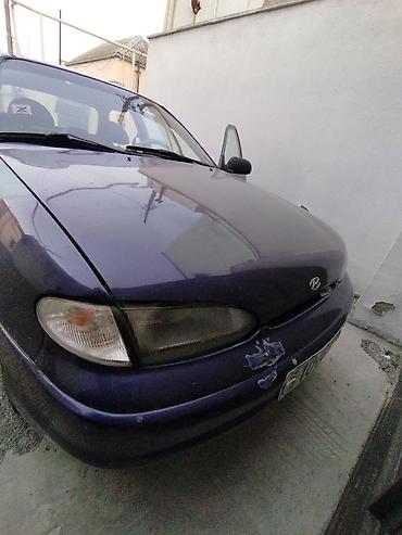 Hyundai: Hyundai Accent: 1.5 l | 1995 il Sedan — 2