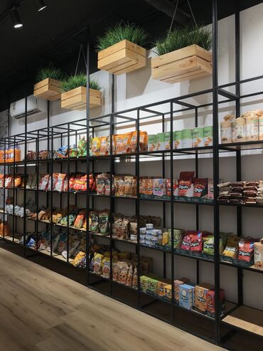 Rəf vitrinləri: Mağaza üçün metal karkaslı rəf sistemi - Dizayn: Qara rəngli, möhkəm — 17