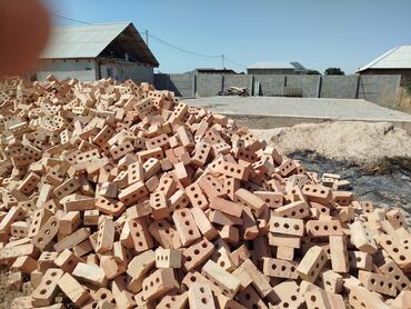 Строительный кирпич: Пустотелый, дырчатый, Жженый кирпич, Полублок, 250×120×90 — 9