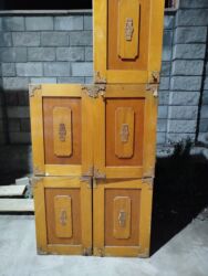 кухонный гарнитур джалал абад: Ашкана гарнитуру, Колдонулган, түсү - Күрөң, Жыгач, Өзү алып кетүү, Акылуу жеткирүү