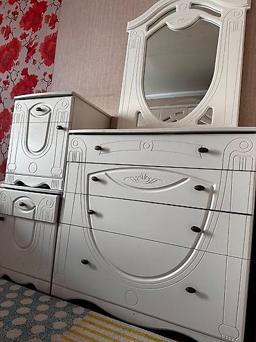 Спальные гарнитуры: Спальный гарнитур, Б/у, Шкаф, Комод, Тумба, Белоруссия, МДФ, Платная доставка, цвет - Белый — 2