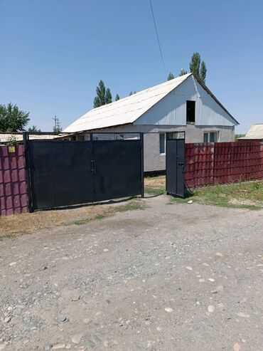 дом в таш добо: Дом, 136 м², 6 комнат, Собственник, Косметический ремонт
