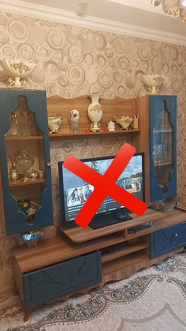 kitab refi satilir: Tv stend satılır qiymət 80 man tecılı kocle bağlı evden çıxmalıdır — 1
