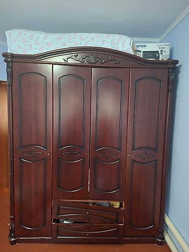 standing mirror: Продам шкаф хорошее состояние МДФ Шкаф-купе/распашной четырехдверный — 1
