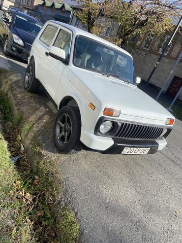 tecili satilan ucuz masinlar turbo az: VAZ (LADA) 4x4 Niva: 1.8 l | 2011 il 32000 km Kupe