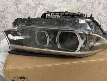 Faralar: Sağ, Yaxın və uzaq vuran işıqlar BMW, 2018 il, Orijinal, ABŞ, İşlənmiş