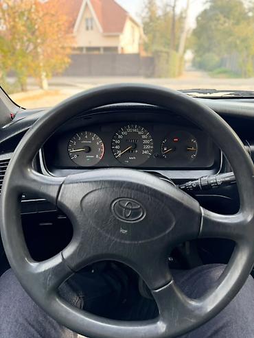 mini kuper: Toyota Carina E: 1992 г., 1.6 л, Механика, Бензин, Лифтбек — 7