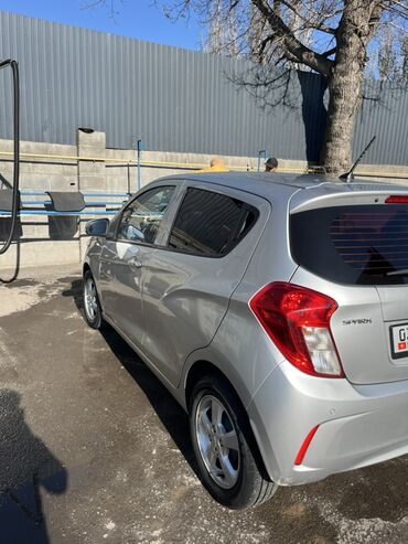 Chevrolet: Chevrolet Spark: 2019 г., 1 л, Автомат, Бензин, Хэтчбэк — 4