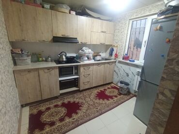 Həyət evləri və villaların satışı: Satılır: həyət evi Xırdalan şeherinde xezinə plaza çatmamış 119 — 7