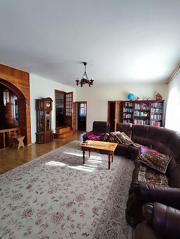 Продажа коттеджей и домов: 🏡 Продается 2-х этажный дом в престижном районе города Бишкек! — 5