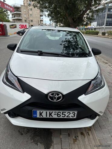 Toyota Aygo: 1 l. | 2015 έ. Χάτσμπακ