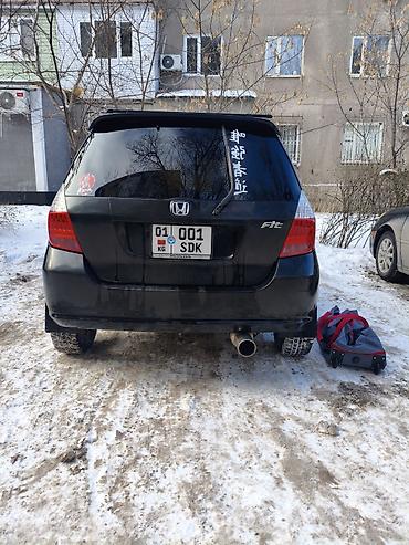 Honda: Honda Fit: 2004 г., 1.3 л, Вариатор, Бензин, Хэтчбэк — 3