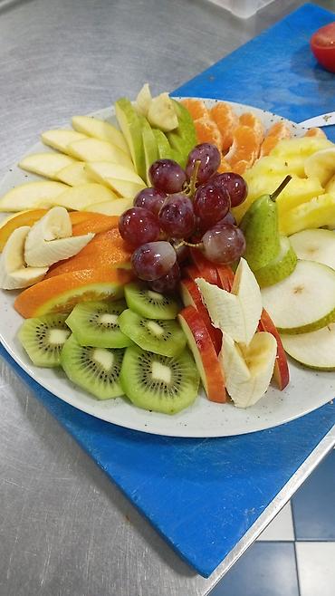 asbaz: Salatçı, Qadın, 44 yaş, 5 ildən artıq təcrübə — 1