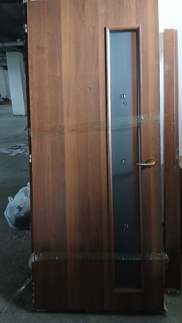 Divan və kreslo dəstləri: Qapi 1eded 
45azn 
Qarayev 4390 leli