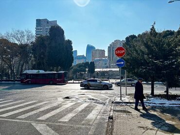 Uzunmüddətli kirayə mənzillər: 28 May,Səməd Vurğun bağının yanı. (Dilarə Əliyeva küc) 6 mərtəbəli — 7