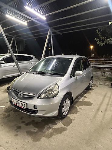 245 50 19: Honda Fit: 2006 г., 1.3 л, Вариатор, Бензин, Хэтчбэк — 4