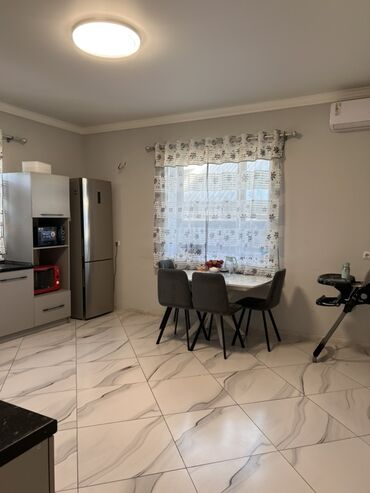 Долгосрочная аренда домов: 230 м², 6 комнат, Бронированные двери, Забор, огорожен, Кондиционер — 6