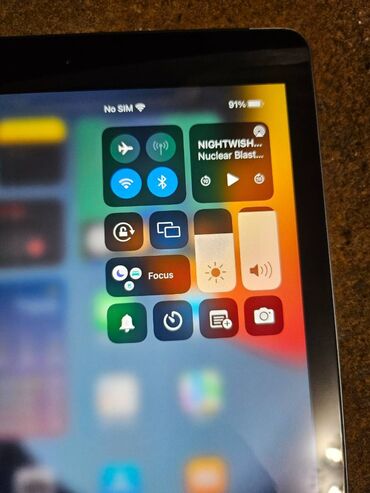 Tableti: Apple iPad A1567- sa sim karticom . Tablet sam testirao, ispravan je — 4