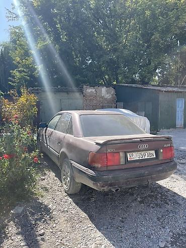 audi 2009: Audi 100: 1993 г., 2.3 л, Механика, Бензин, Седан — 2