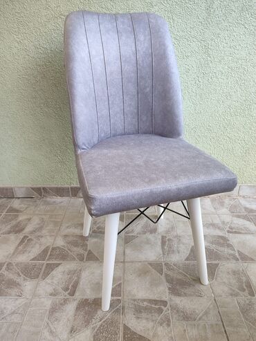 Stolice: Stolice
Cena po komadu 
Saljemo brzom postom na lalafo.rs — 6 Stolice: Stolice
Cena po komadu 
Saljemo brzom postom — 6