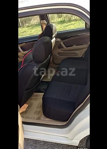 ravon r4 2019: Marka/model: Chery (sedan) Kuzov: 4 qapılı sedan, ağ rəng Mühərrik — 6