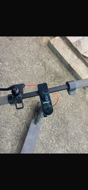 Elektrikli samokatlar: Elektrik skuter – qatlana bilən şəhər modeli - Rəng: qara - Geniş — 10