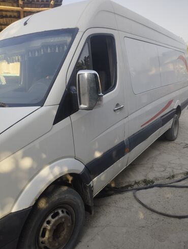 реф на спринтер: Volkswagen Crafter: 2008 г., 2.5 л, Механика, Дизель, Бус