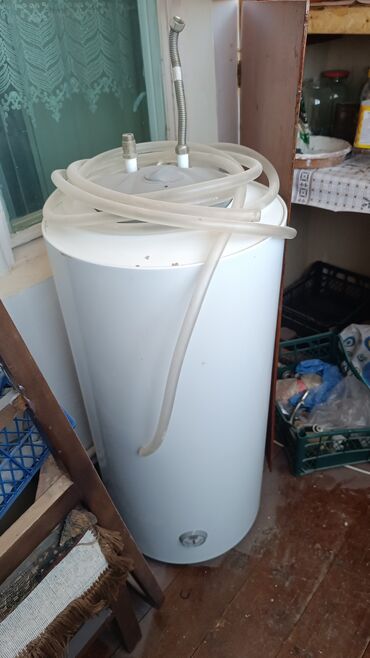 Zərərvericilərə qarşı mübarizə aparatları: Ariston 100 l, İşlənmiş, Pulsuz çatdırılma