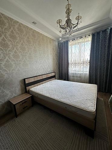 Спальный гарнитур, Б/у, Двуспальная кровать, Россия, Дерево, цвет - Бежевый