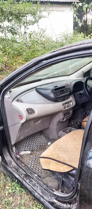 ключи б у: Nissan Almera Tino: 2002 г. — 3
