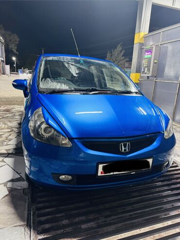 мотоцикл спортивный цена: Honda Fit: 2002 г., 1.5 л, Автомат, Бензин, Хэтчбэк