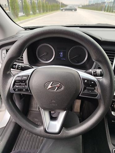Продажа авто: Hyundai Sonata: 2018 г., 2 л, Автомат, Газ, Седан — 9