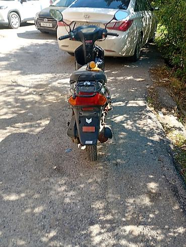 moto moped: Çoxdan xodlanmir deyə yatıb yüngülvari xərci olar . İşlək vəziyyətdə — 2