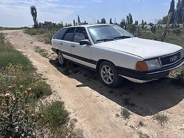 уаз пр: Audi 100: 1987 г., 2 л, Механика, Бензин, Хэтчбэк — 1