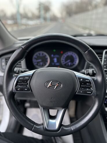 Hyundai: Hyundai Sonata: 2017 г., 2 л, Автомат, Газ, Седан — 11