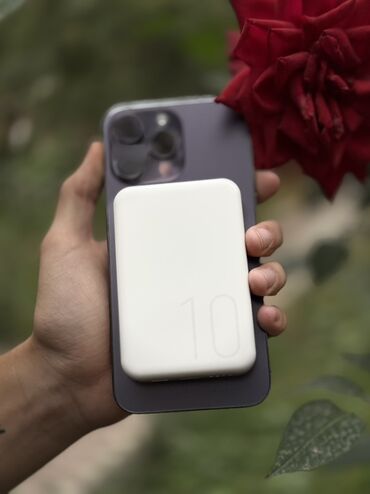 домашный телефон: Магнитный внешний аккумулятор для смартфонов (MagSafe-совместимый) -