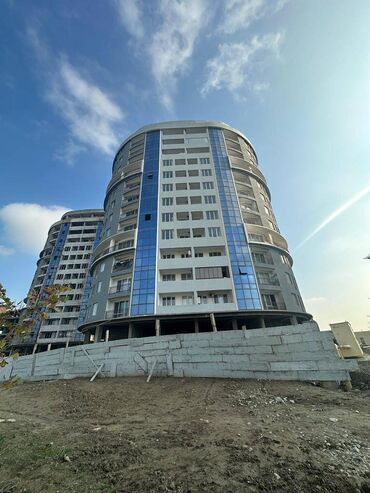 Yeni tikili: 4 otaqlı, Yeni tikili, 151 kv. m — 2