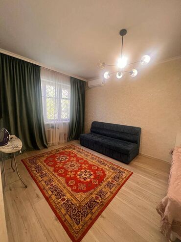 двух комнатный квартира бишкек: 1 комната, 35 м², Сталинка, 1 этаж