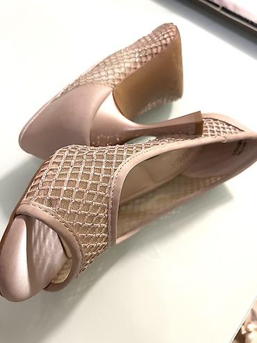 kineske patike: Elegantne ženske salonke – Catwalk - Model: peep-toe salonke sa — 1