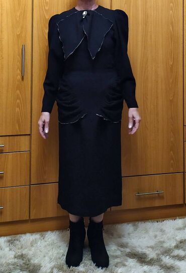 Κοστούμια: Αυτό το φόρεμα είναι μέγεθος S. Είναι φτιαγμένο σε vintage στυλ. Είναι — 2