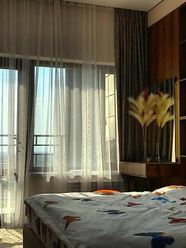 Посуточная аренда квартир: 1 комната, Душевая кабина, Постельное белье, Кондиционер — 11