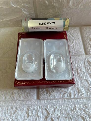 Ostalo: Sočiva u boji
Cena:1500din/par — 24