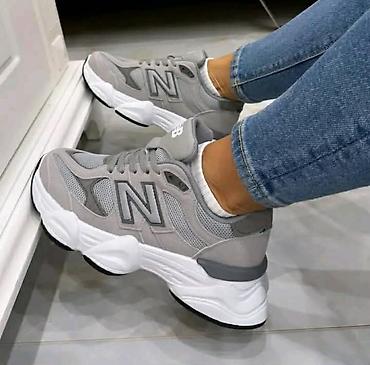 air max 90: NB 9060 No 1
Cena: 3500 din
Brojevi: 36-41
PS✨ — 10