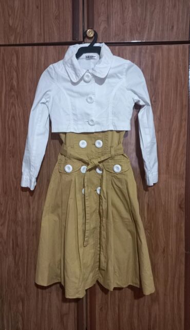 пиджак швея: Детское платье, цвет - Белый, Б/у