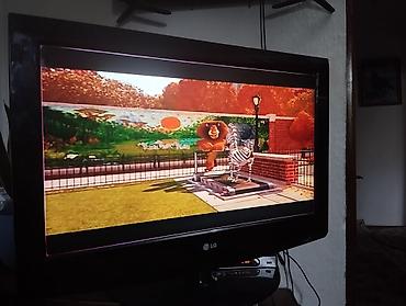 Телевизоры: Телевизоры LCD/LED разных диагоналей с пультами продаю три телевизора — 19