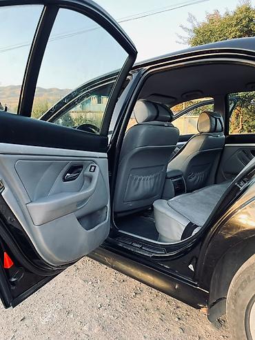 BMW 5 series: 2001 г., 2.5 л, Механика, Бензин, Седан — 10